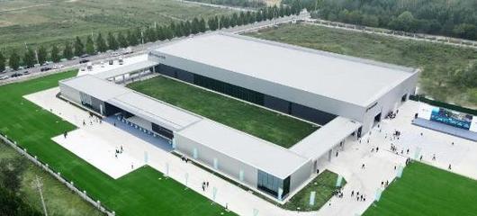 河南首台智慧储能液冷柜式产品下线，投资管理迎来绿色新机遇